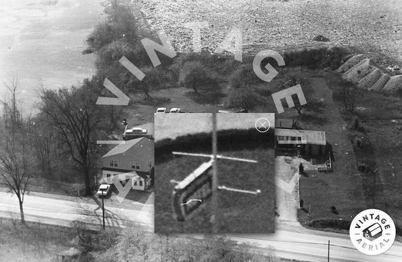 Uknown Farmington Hills Motel - Close Up Of Sign 1963